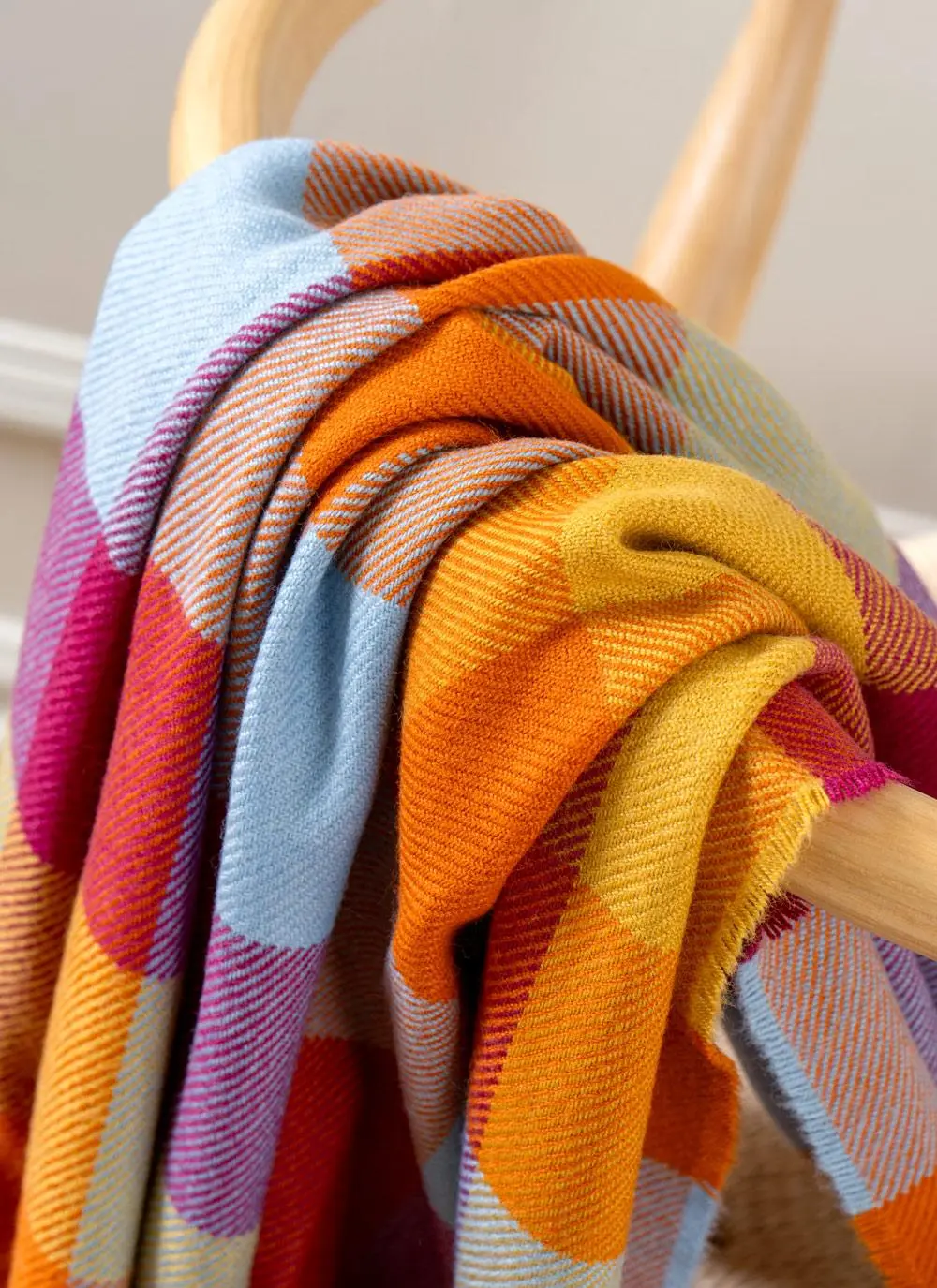 Dancing Tulips Supersoft Lambswool Throw