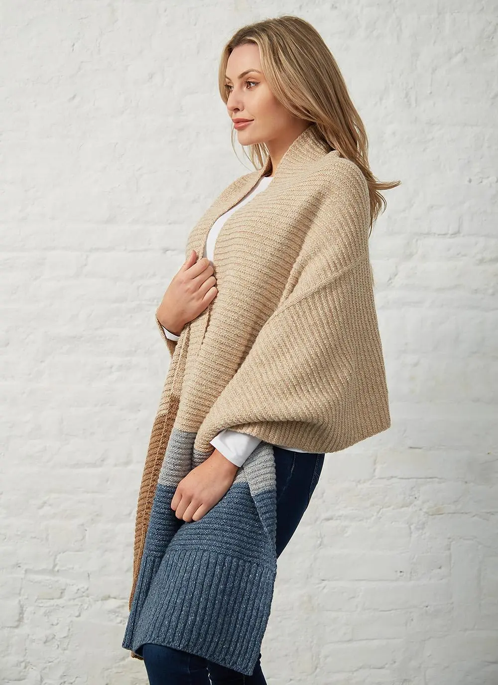 Clifden Contrast Panel Wrap