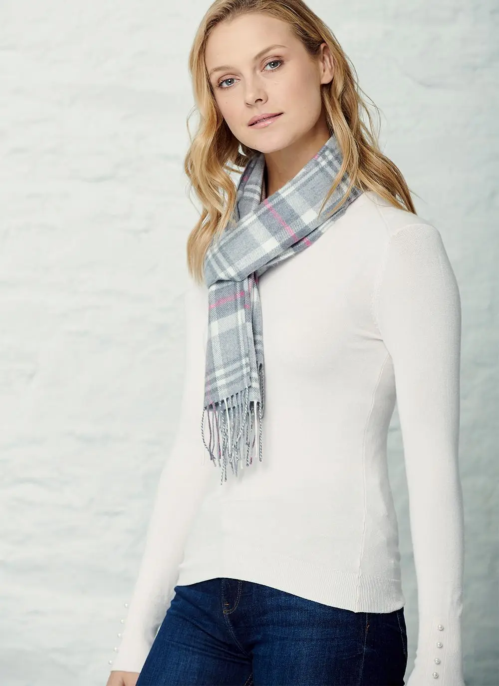 Extra Fine Merino Wool Fringed Check Scarf 