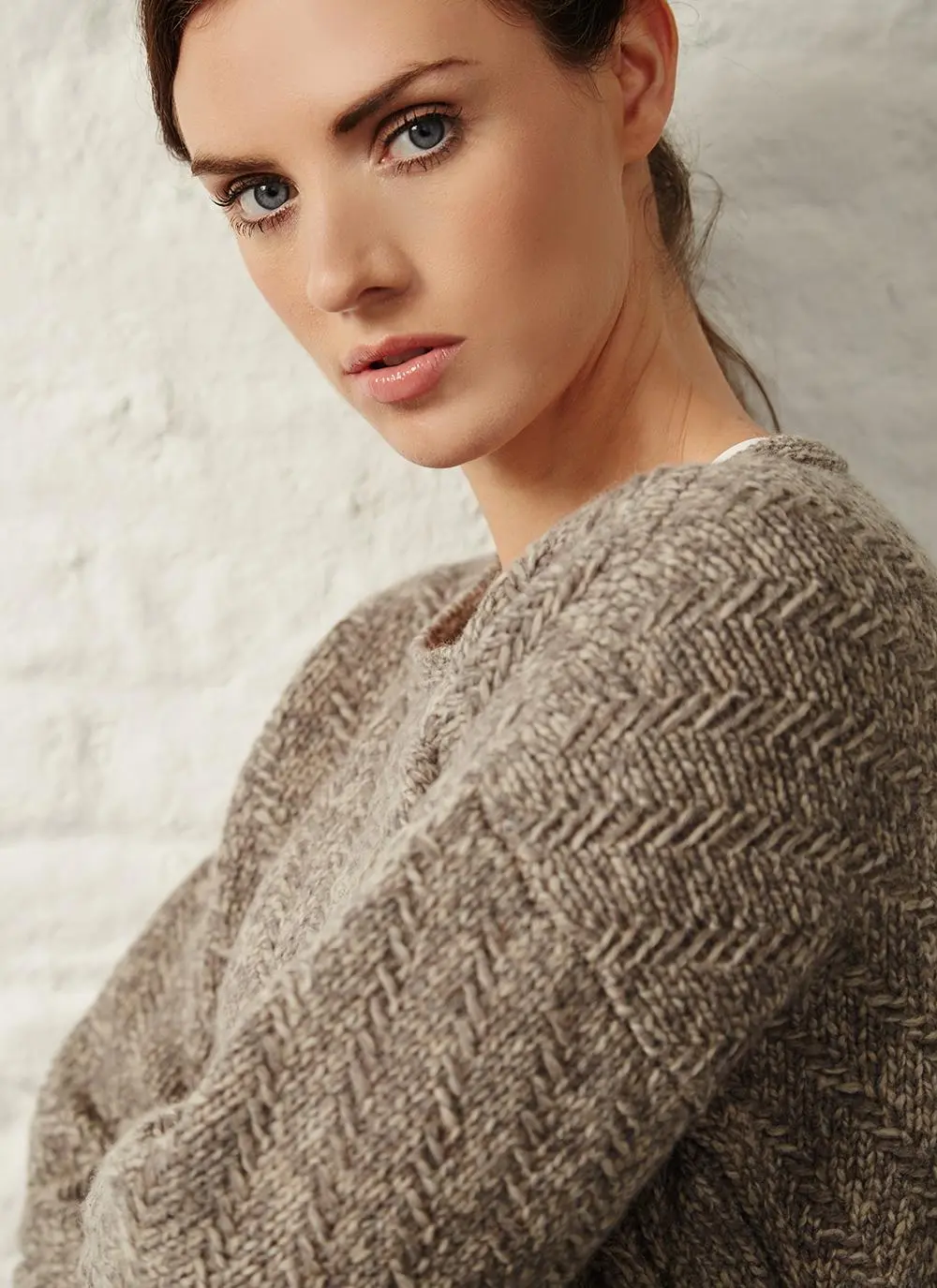 Fisherman Boat Neck Diagonal Cable Sweater