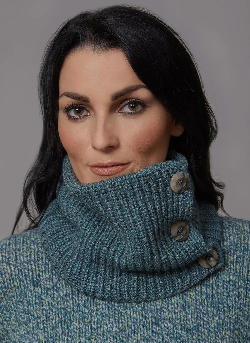 Fisherman Ribbed Button Collar