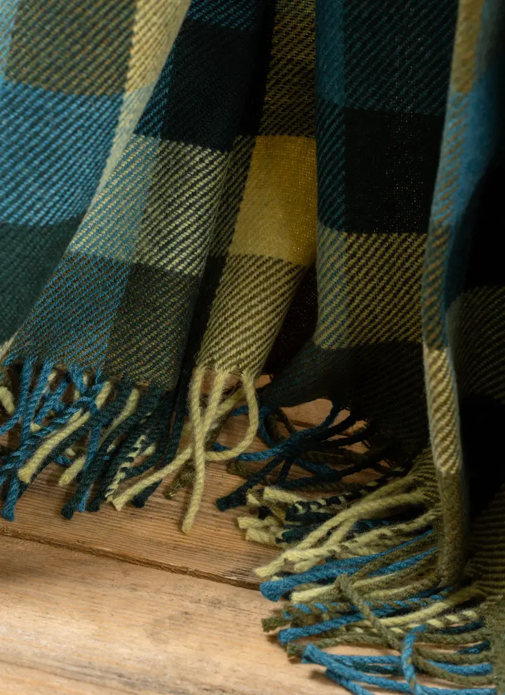 Flair Plaid Supersoft Lambswool Throw