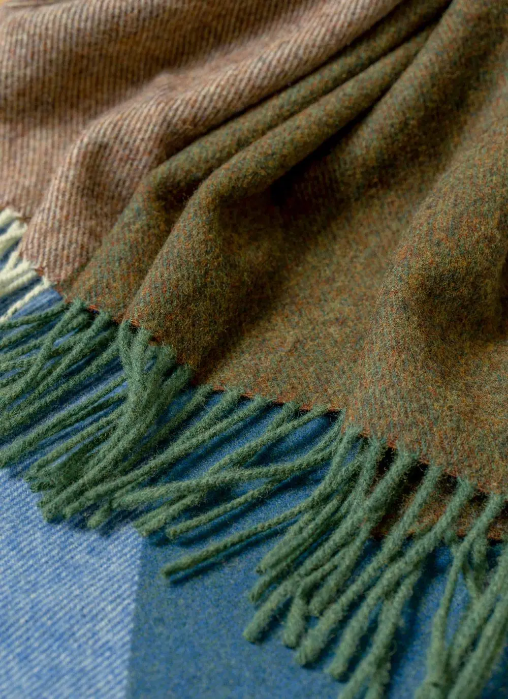 Glenealo Valley Lambswool Throw