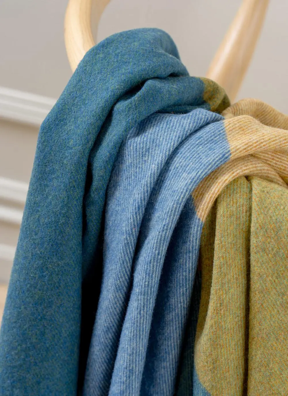 Glenealo Valley Lambswool Throw