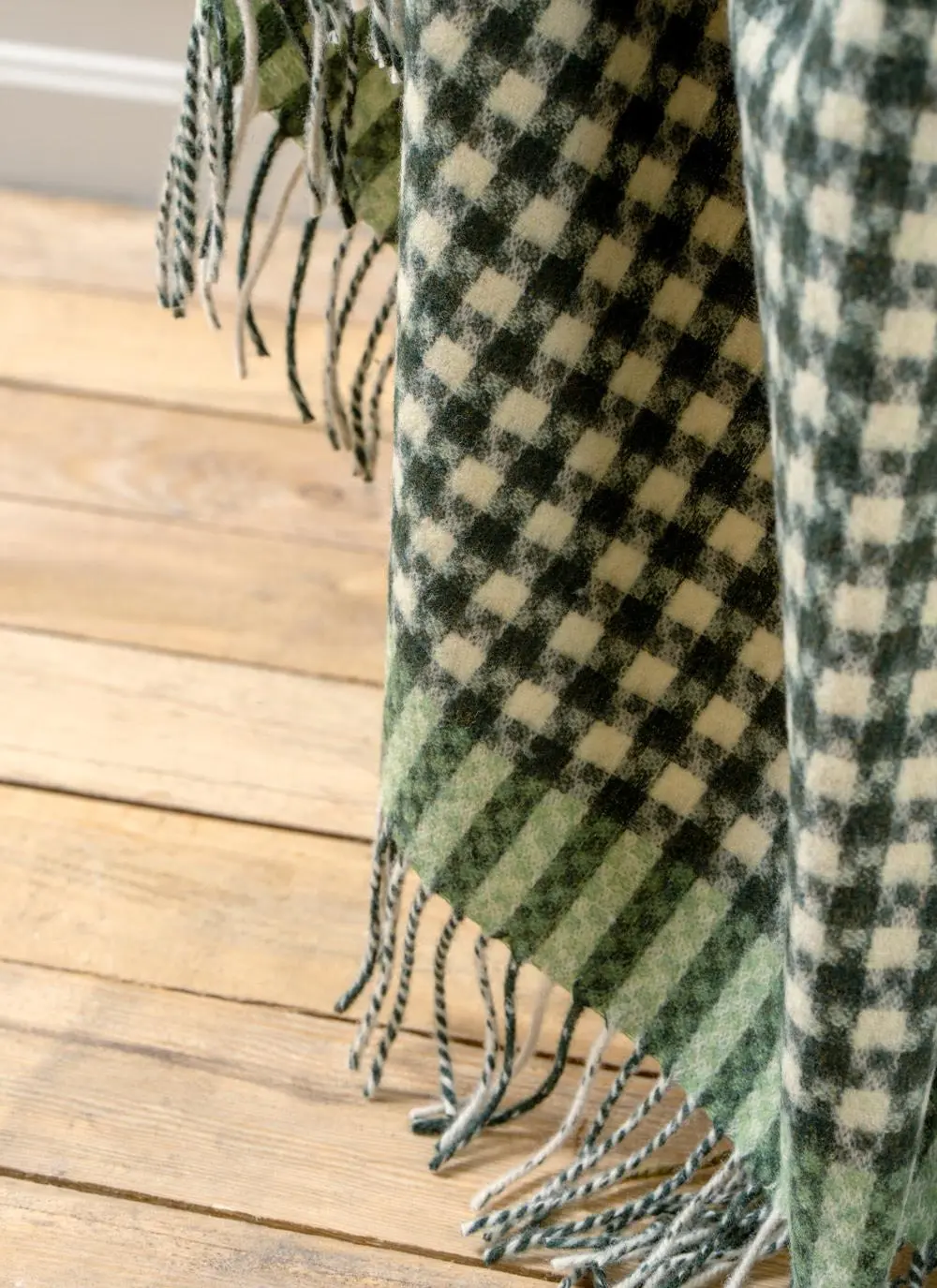 Houndstooth Lambswool Throw