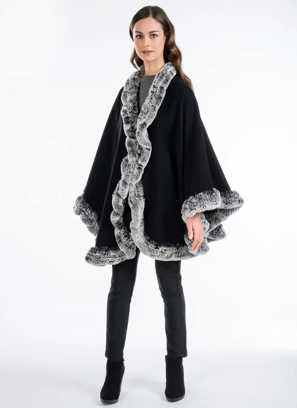 Heirloom Julio Cape With Cashmere Black