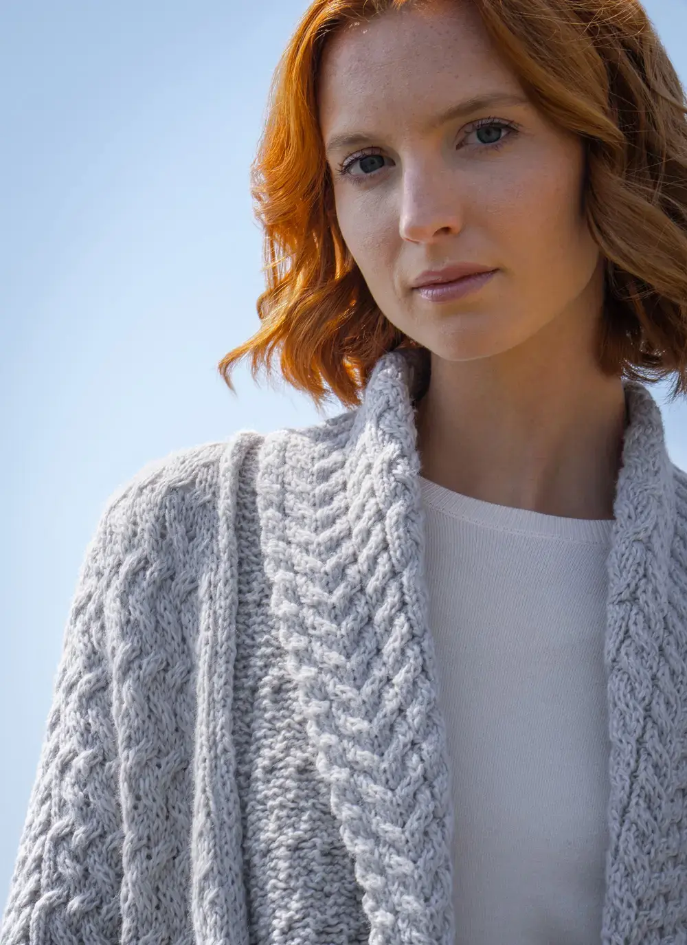 Close up collar detail Glenross Aran Waterfall Cardigan in Silver Marl 