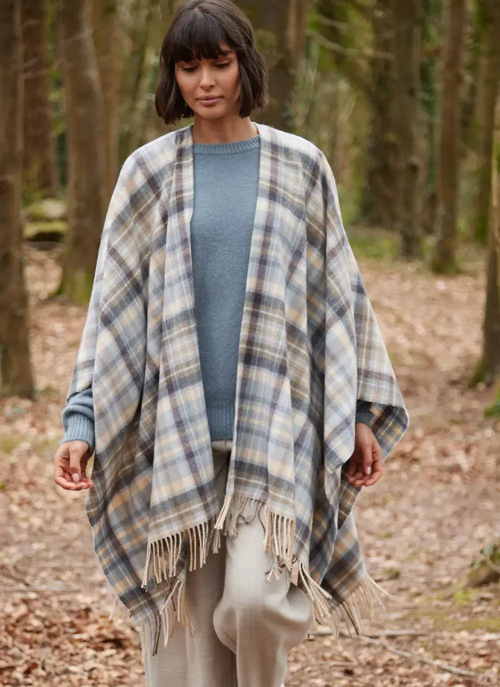 Liz Lambswool Shawl