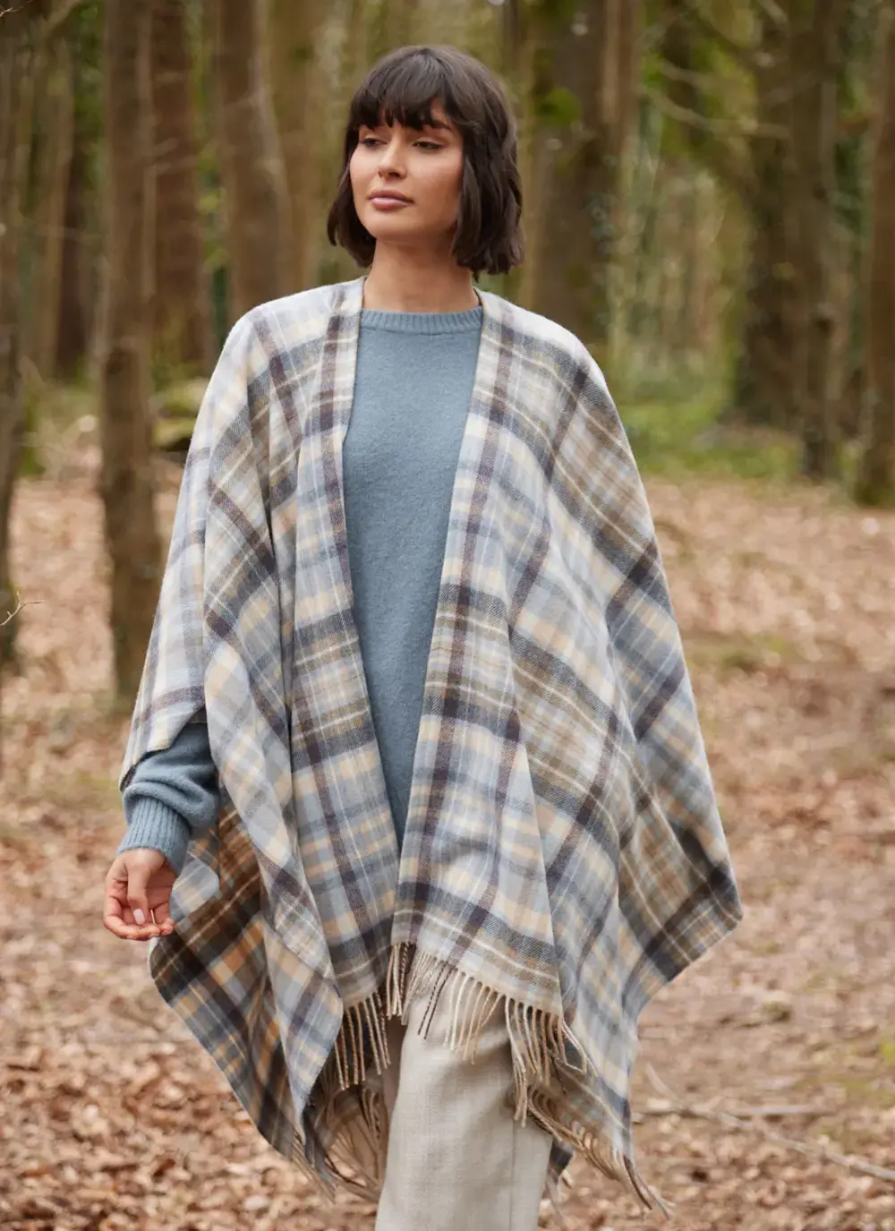 Liz Lambswool Shawl
