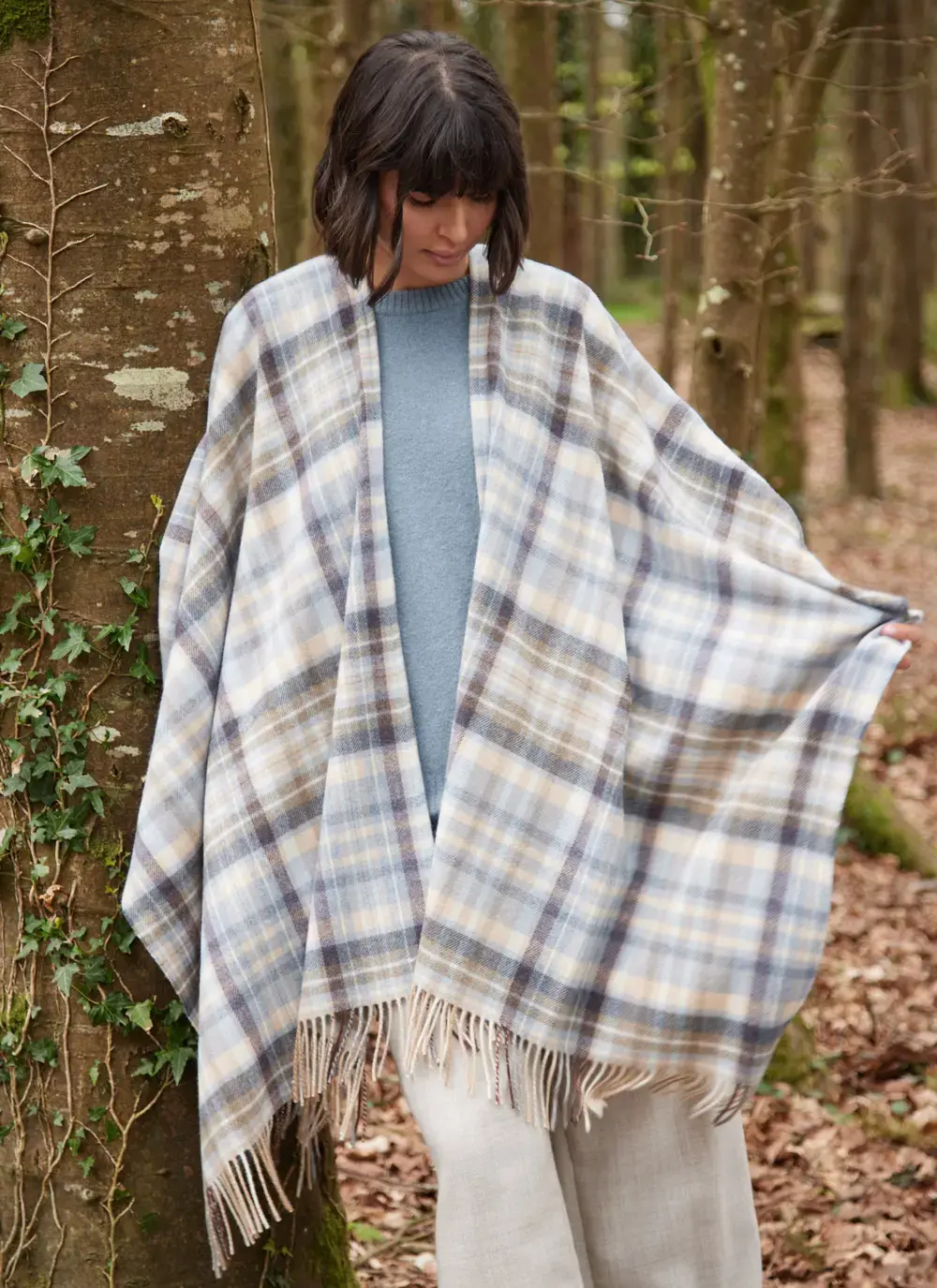 Liz Lambswool Shawl