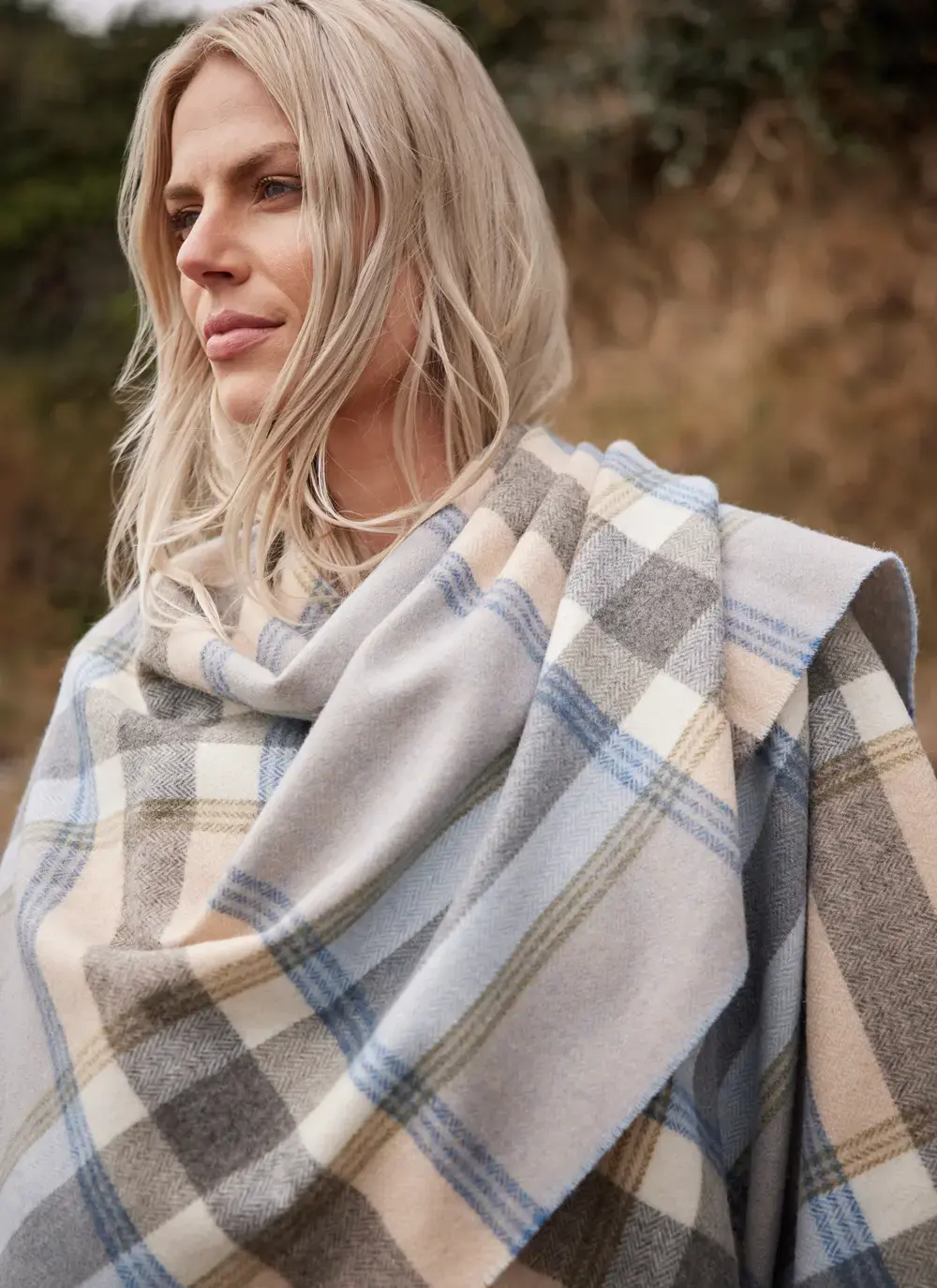 Liz Lambswool Shawl