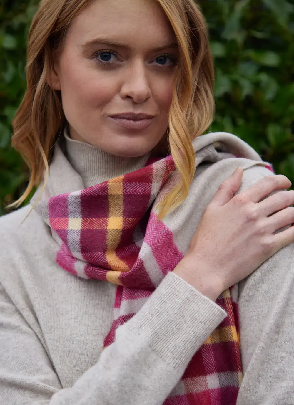 Extra Fine Merino Wool Fringed Check Scarf