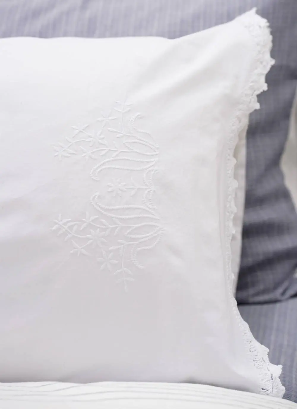 Killarney Embroidered Housewife Pillowcases Set of 2