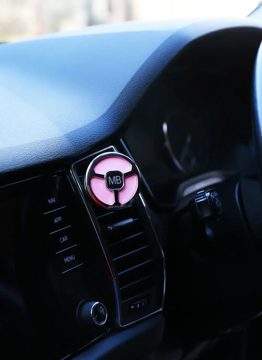 Kyoto Blossom Car Fragrance Dispenser 