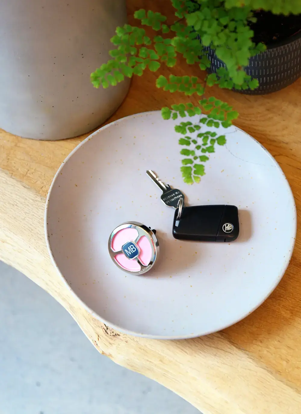 Kyoto Blossom Car Fragrance Dispenser 