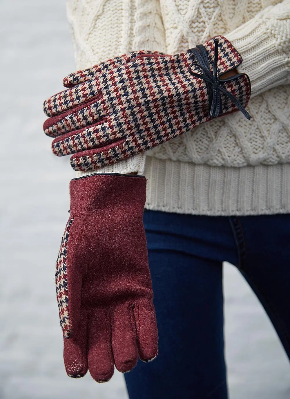 Ladies Tweed Gloves with Bow