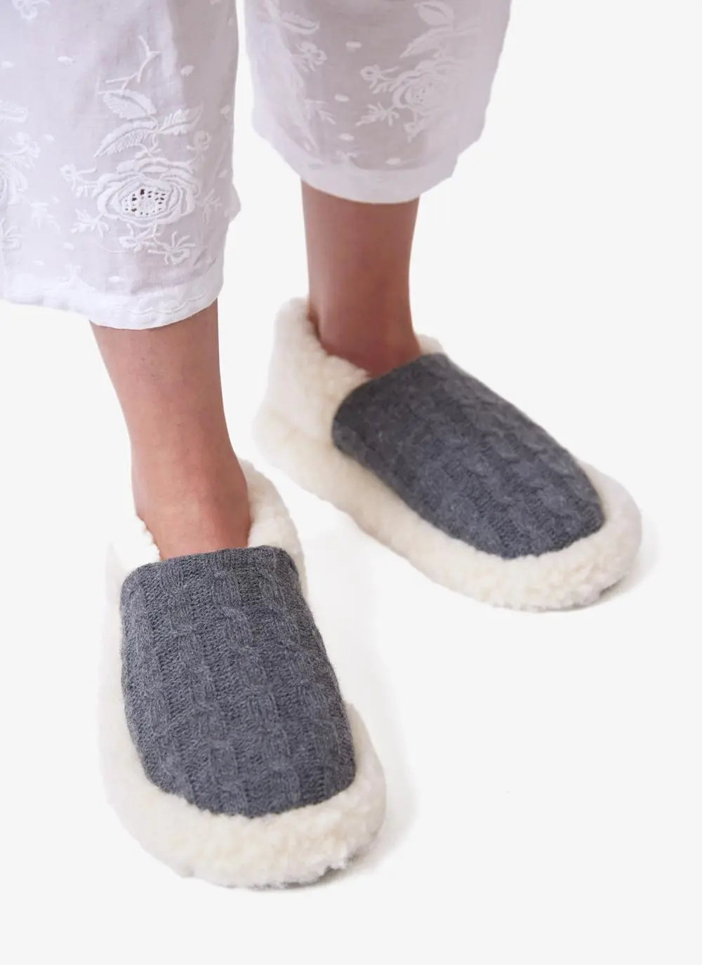 Ladies Wool Aran Slippers