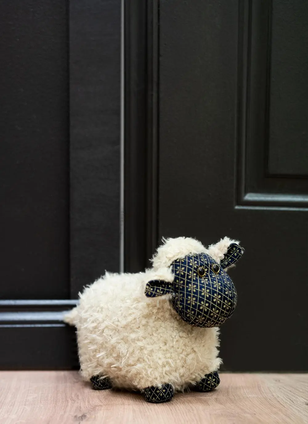 Laurie The Sheep Doorstopper