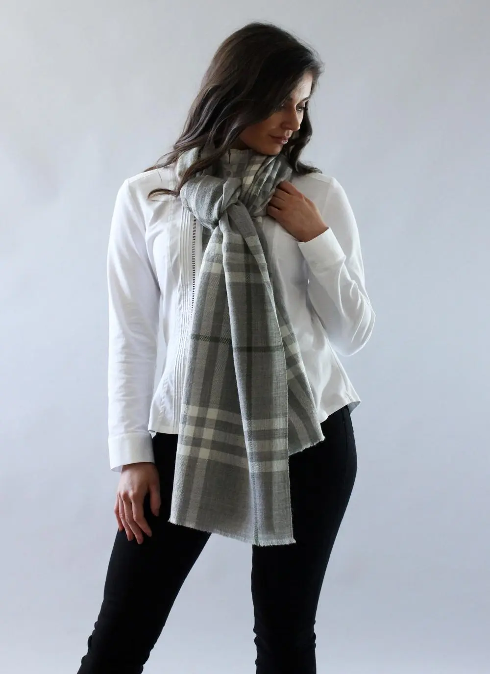 Tartan Blanket Scarf Light Gray