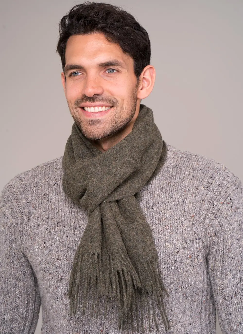 Lambswool Scarf Olive Green