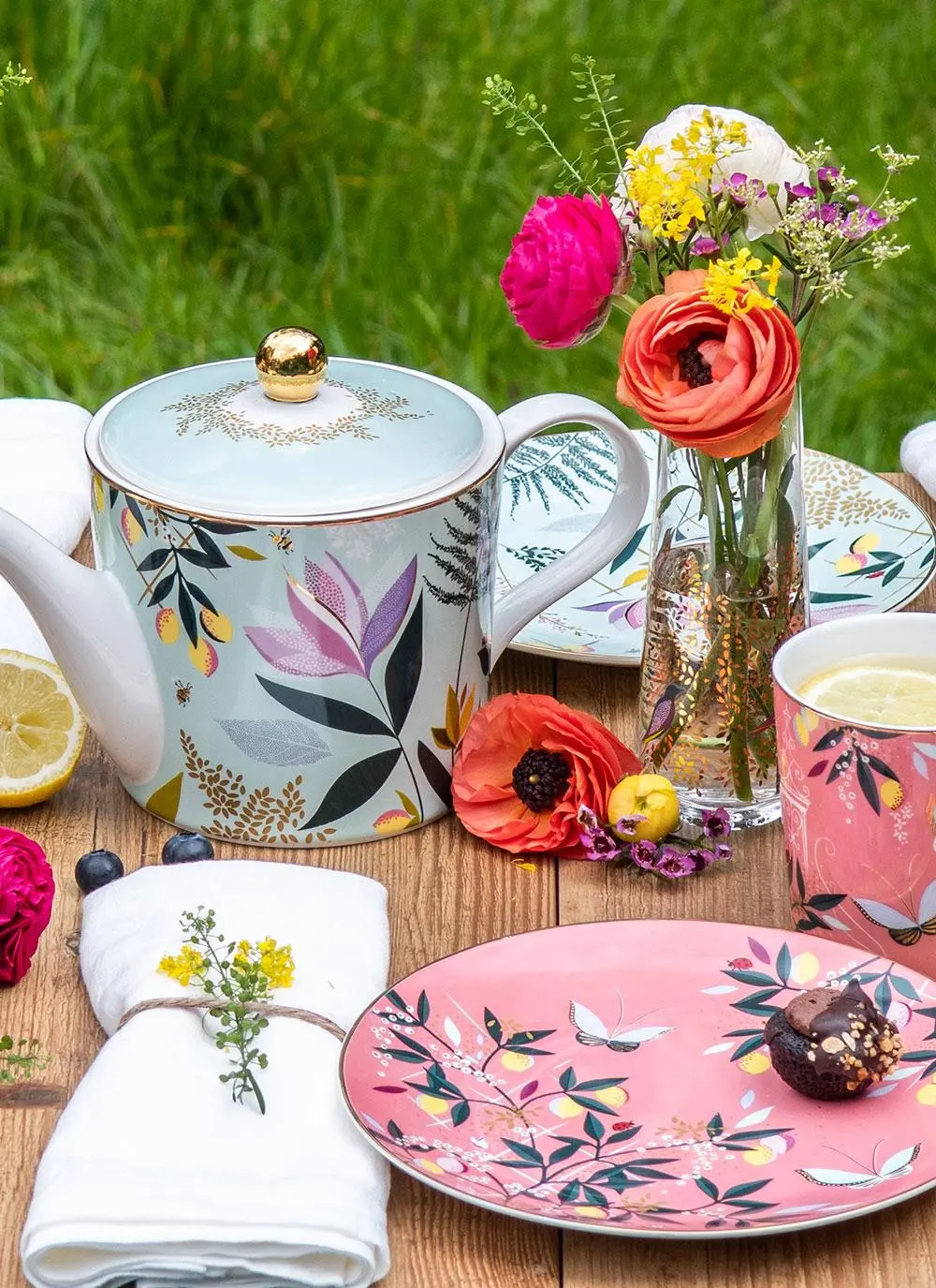 Sara Miller Orchard China Teapot 