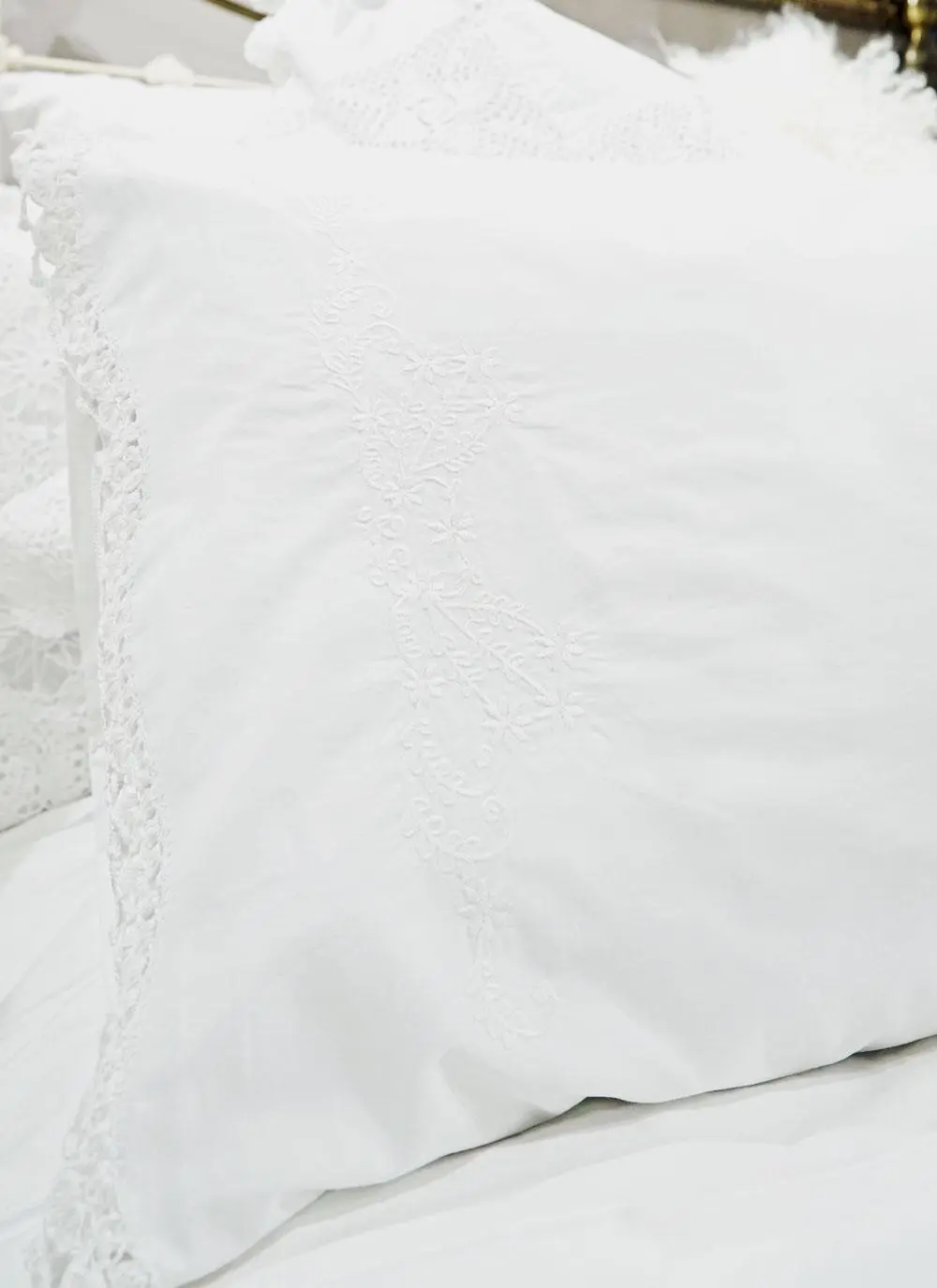 Tipperary Embroidered Housewife Pillowcases Set of 2