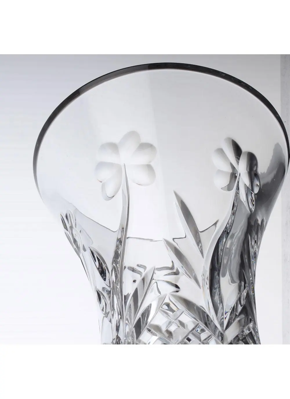 Emerald Crystal Shamrock 6 Inch Flared Vase