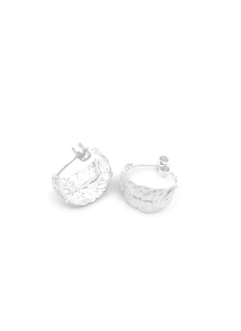 Silver Leaf Curved Earrings