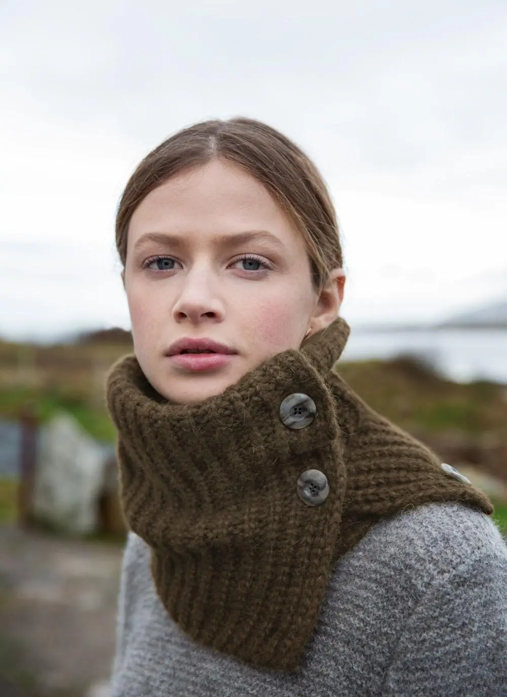 Fisherman Ribbed Button Collar