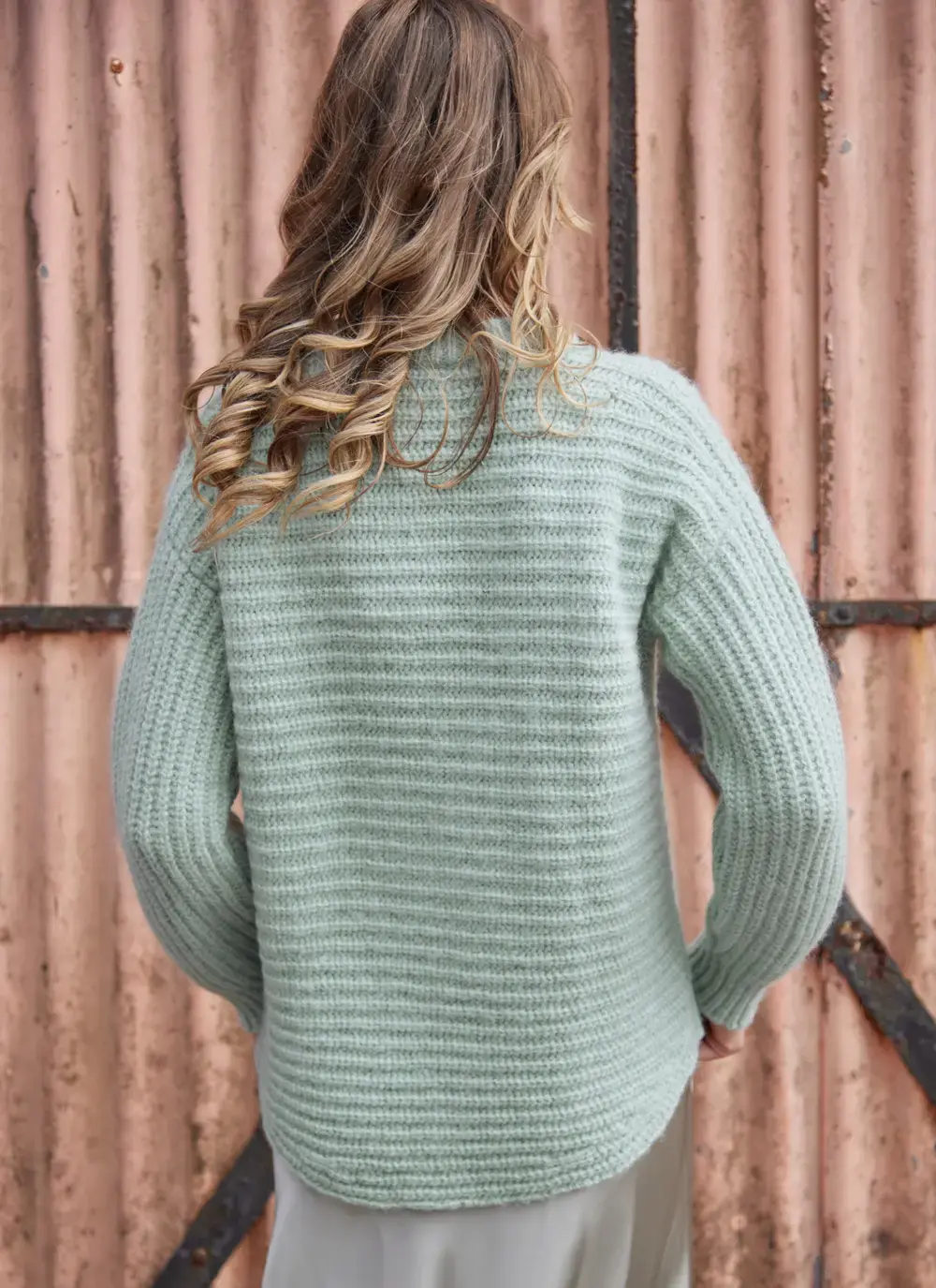 Alpaca Chunky Ribbed Crew Sweater