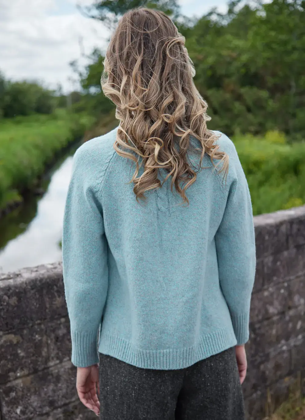 Cashmere Raglan Cable V-Neck Cardigan