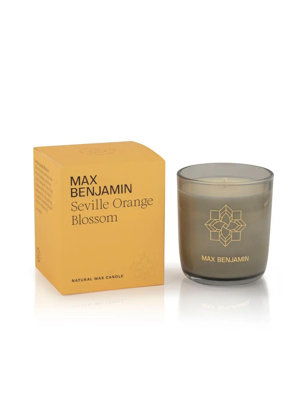 candle with packaging