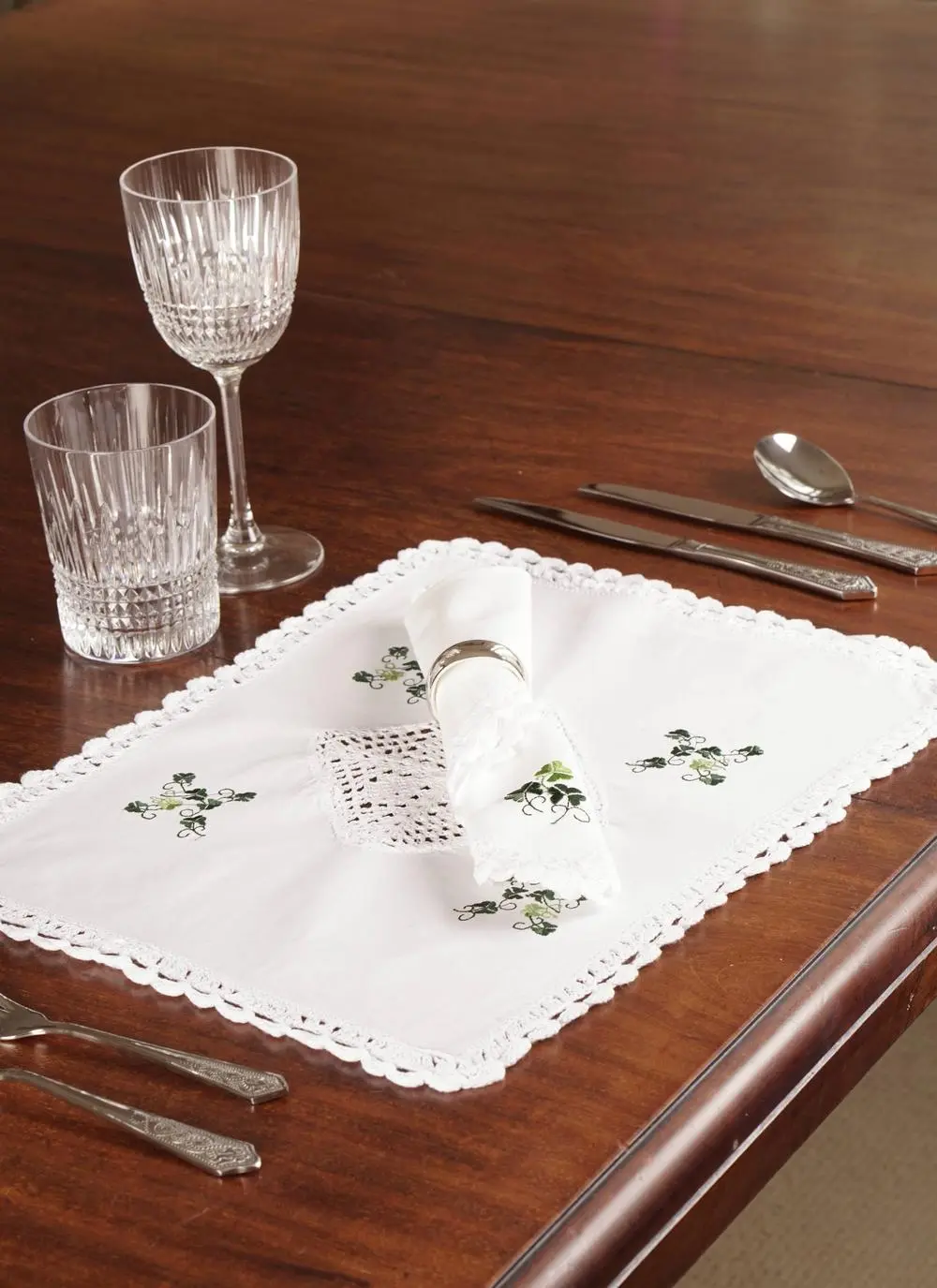 Shamrock Placemats 12'' x 16'' Set of 6
