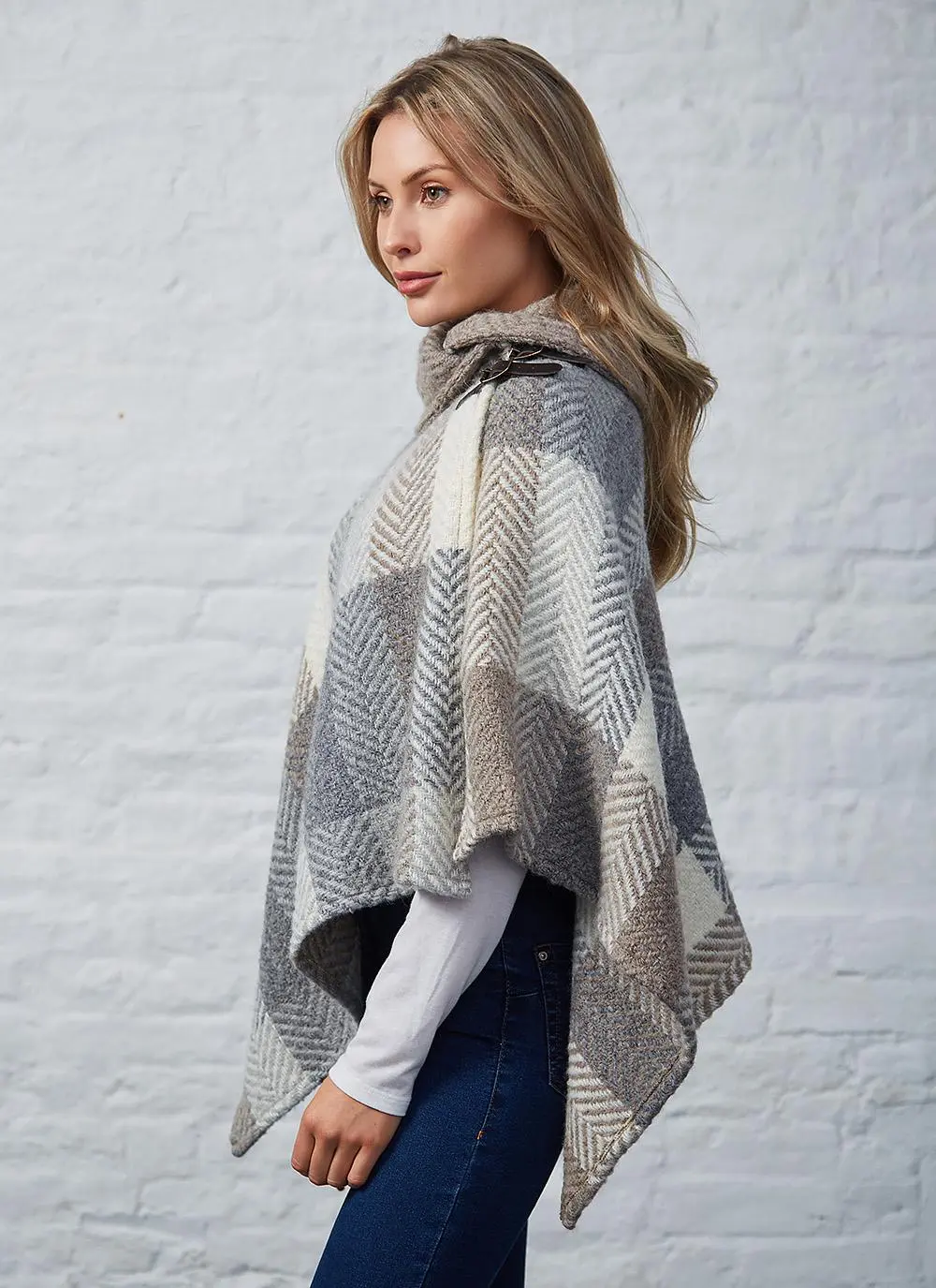 Check Buckle Cape Multi Beige