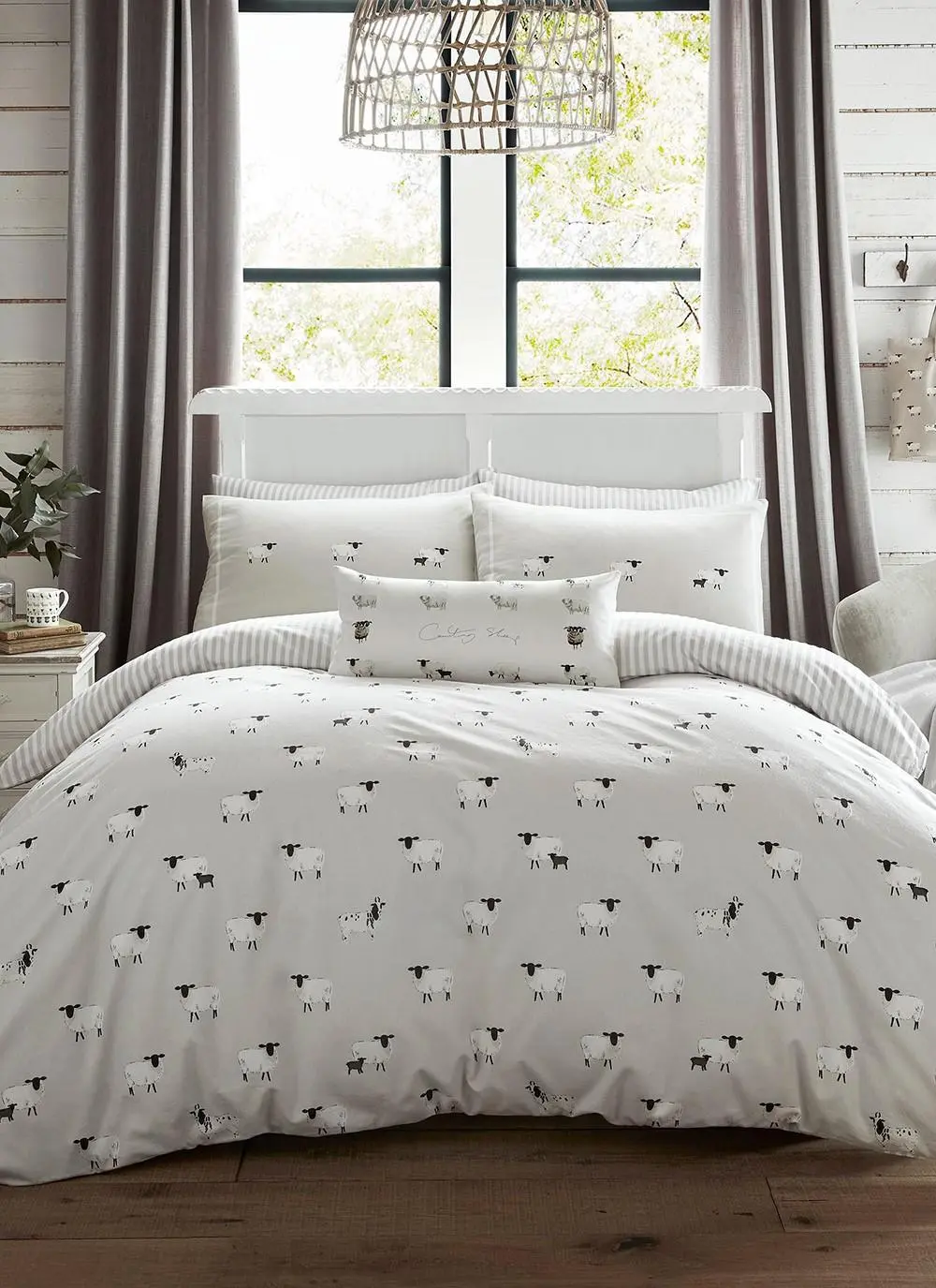 Sheep Double Bed Set with Duvet Cover (78 x 78 inch approx. ) & 2 x Pillowcases