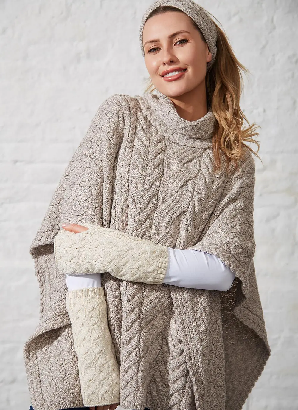 Supersoft Merino Wool Cable Handwarmers