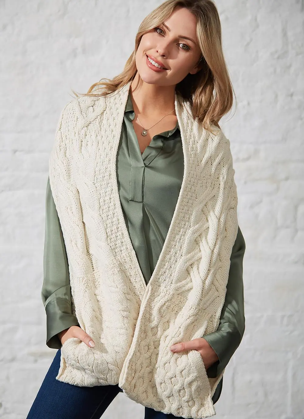 Supersoft Merino Wool Pocket Scarf