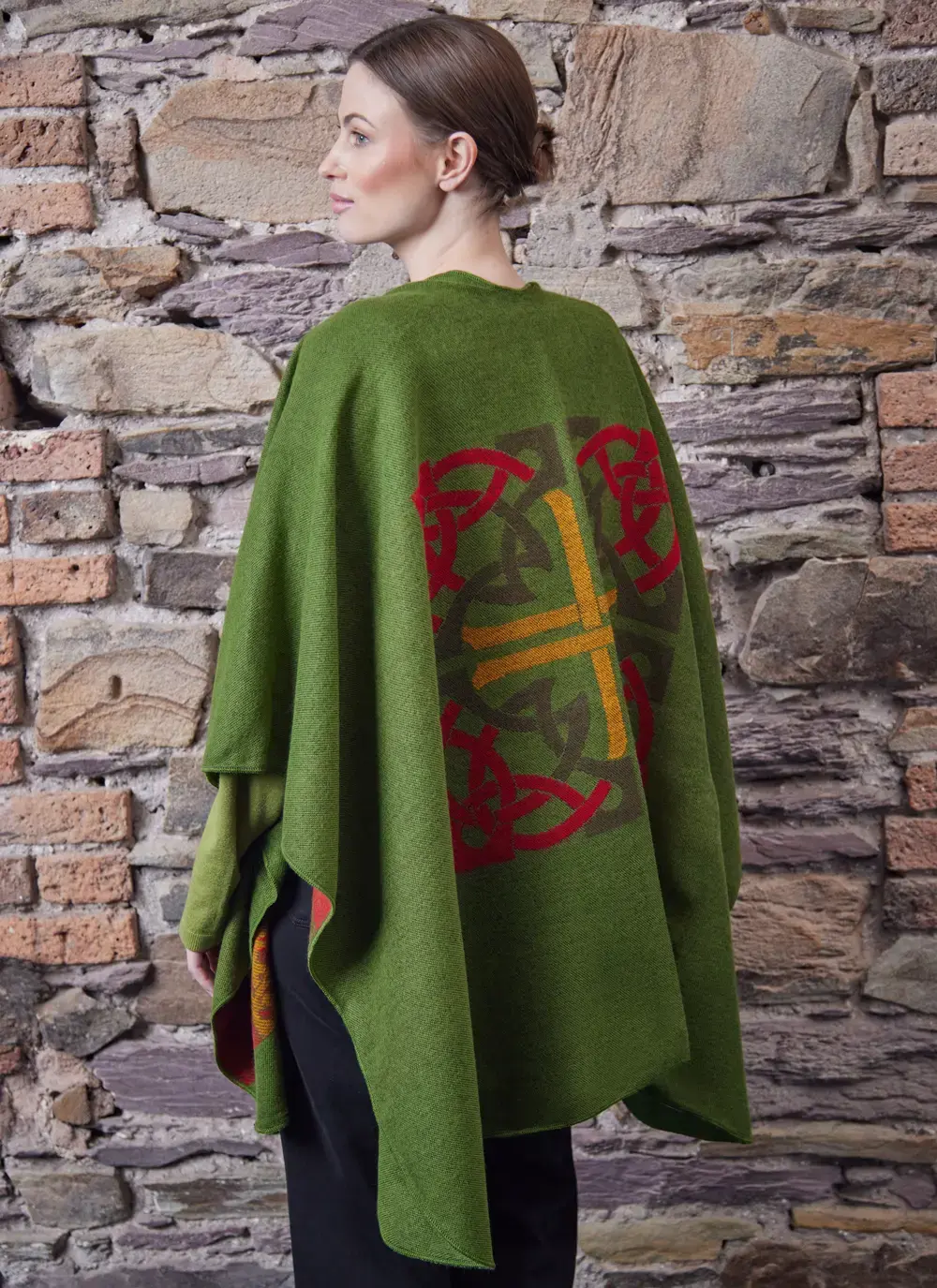 Trinity Celtic Knot Wrap 