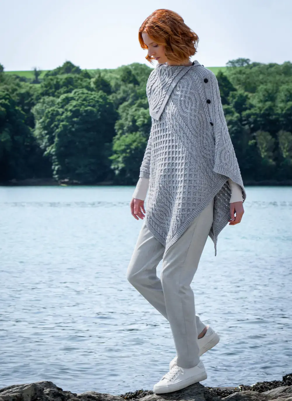 Honeycomb Cable Button Poncho in Soft Grey