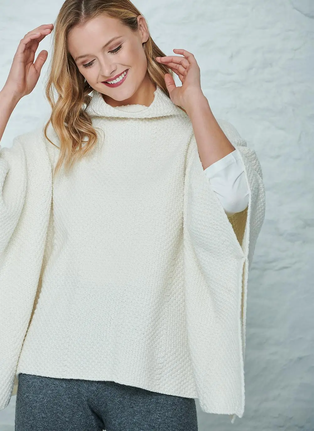 Aideen Wool Poncho