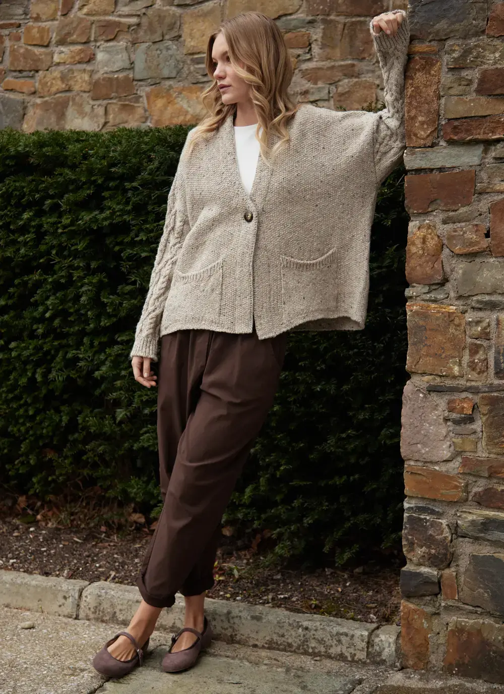 Alpaca Fleck Aran Sleeve Cardigan in Barley