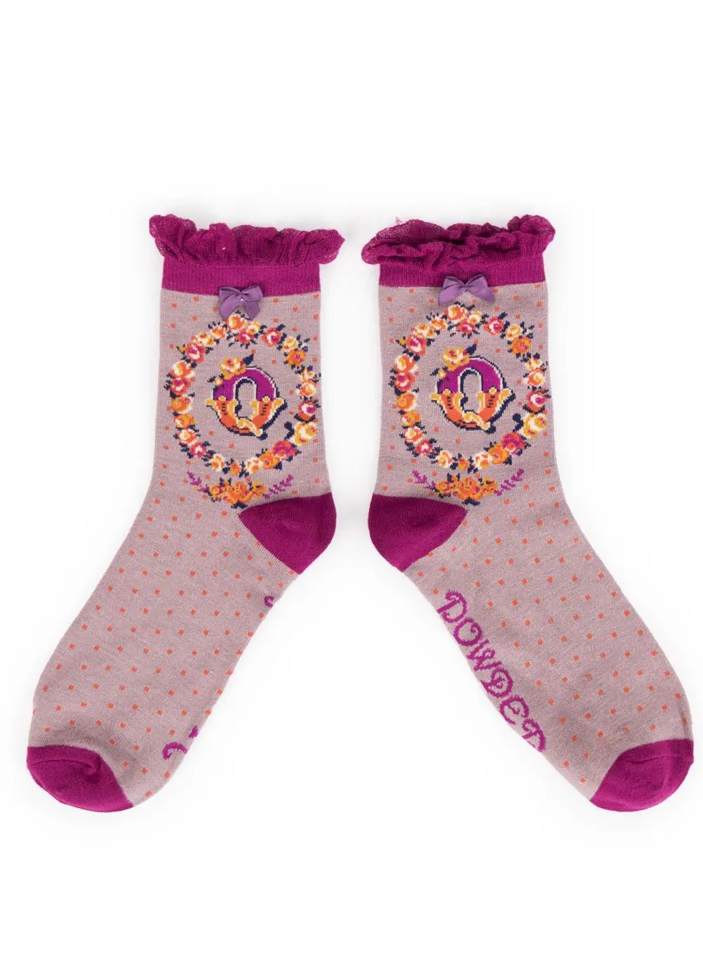 Set of 2 Ladies Alphabet Socks - Q