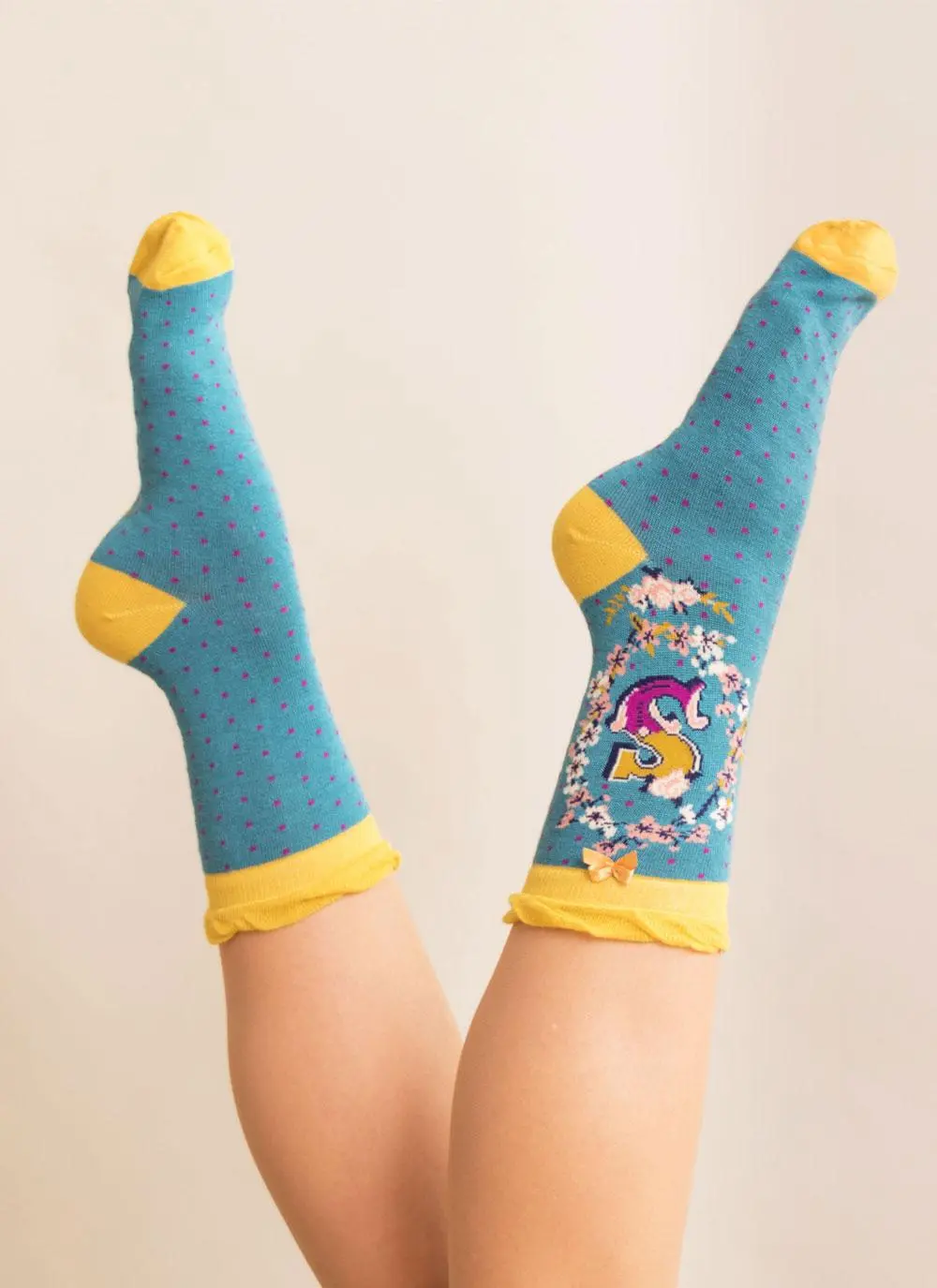 Set of 2 Ladies Alphabet Socks - S