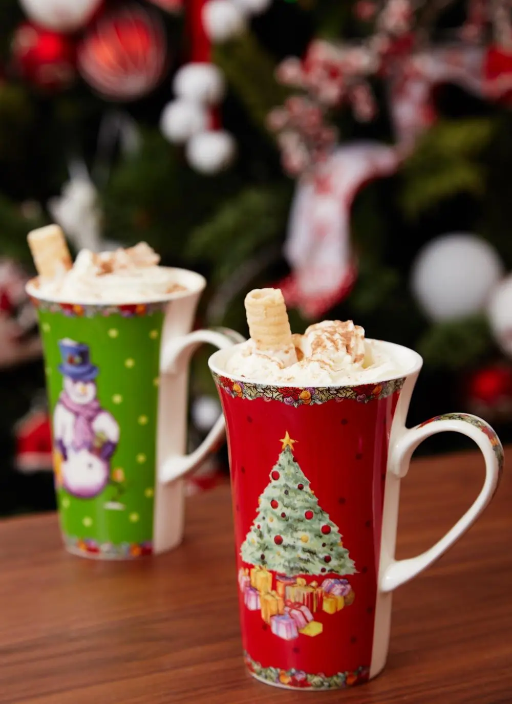 Classic Christmas Latte Mugs Pair