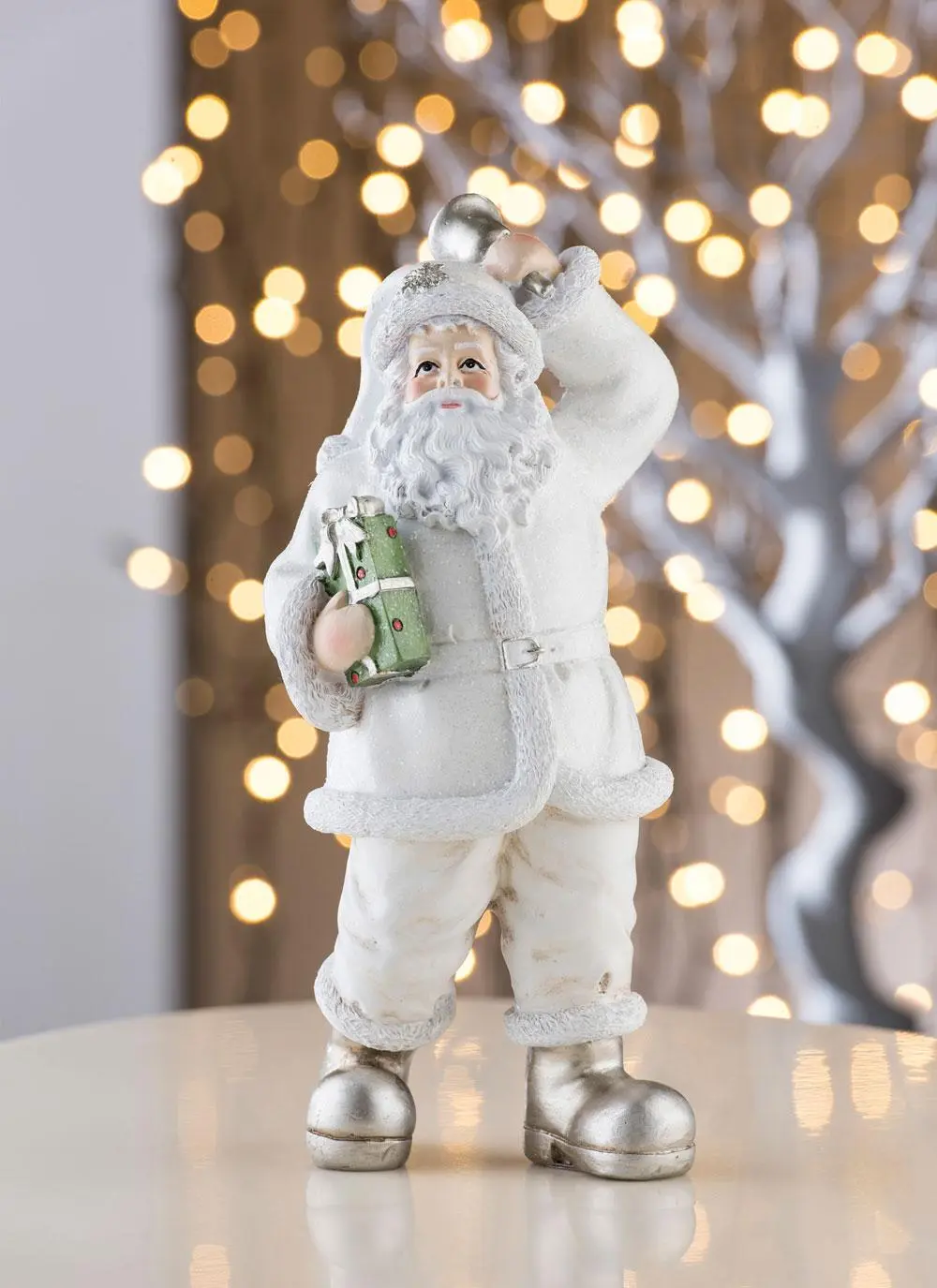 Santa's Arrival Figurine