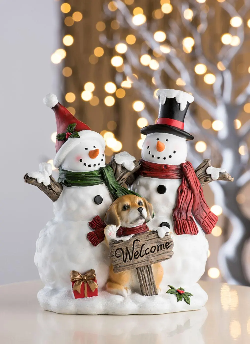 Snowmen with Welcome Sign