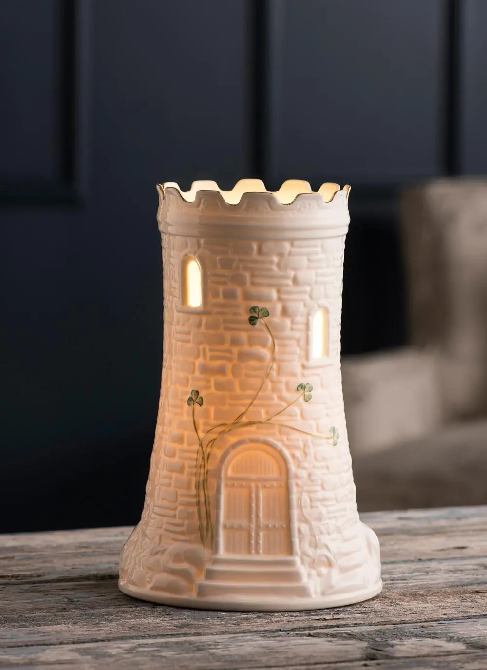 Castle 10'' Luminaire (US Fitting)