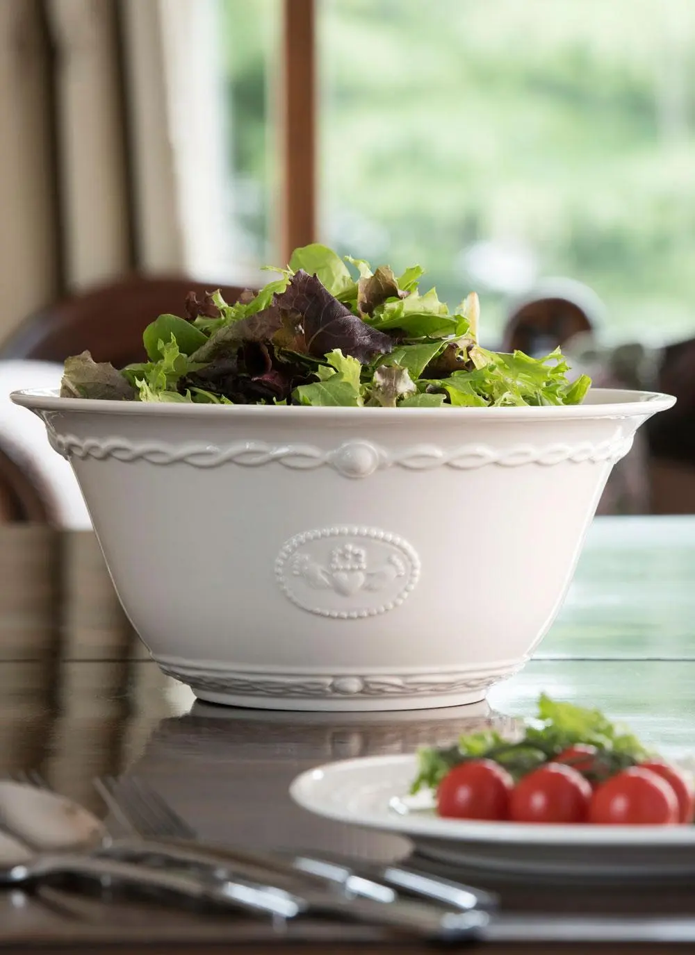 Belleek Claddagh Serving Bowl