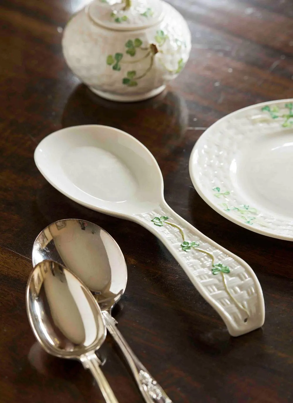 Belleek Classic Shamrock Spoon Rest