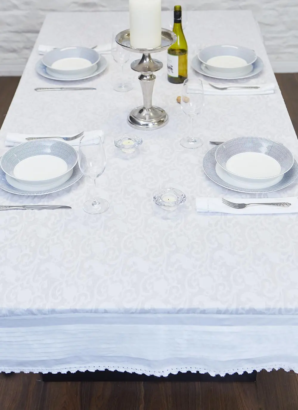 Bere Floral Tablecloth 60'' x 100''